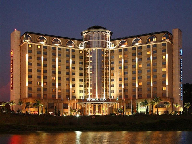Hotel Caesar Park International